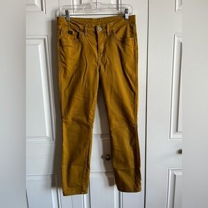 Kuhl Kontour cotton pants.